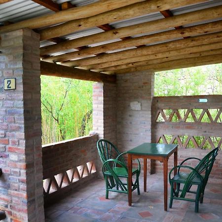 La Toma Complejo De Montana - Cabanas Y Habitaciones En Hosteria Mina Clavero Bagian luar foto