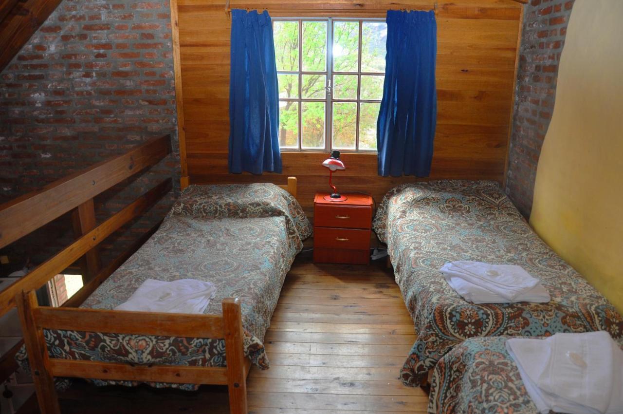 La Toma Complejo De Montana - Cabanas Y Habitaciones En Hosteria Mina Clavero Bagian luar foto
