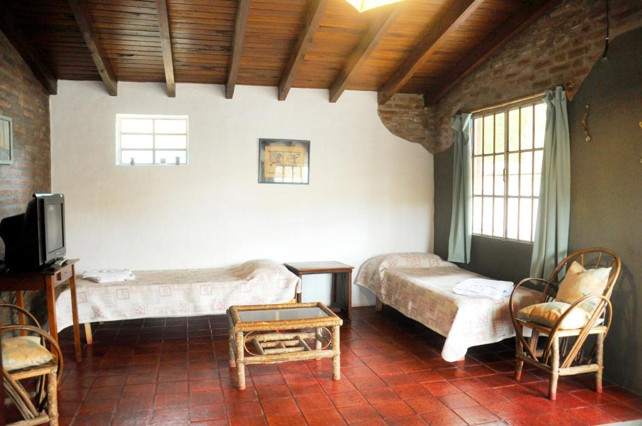 La Toma Complejo De Montana - Cabanas Y Habitaciones En Hosteria Mina Clavero Bagian luar foto