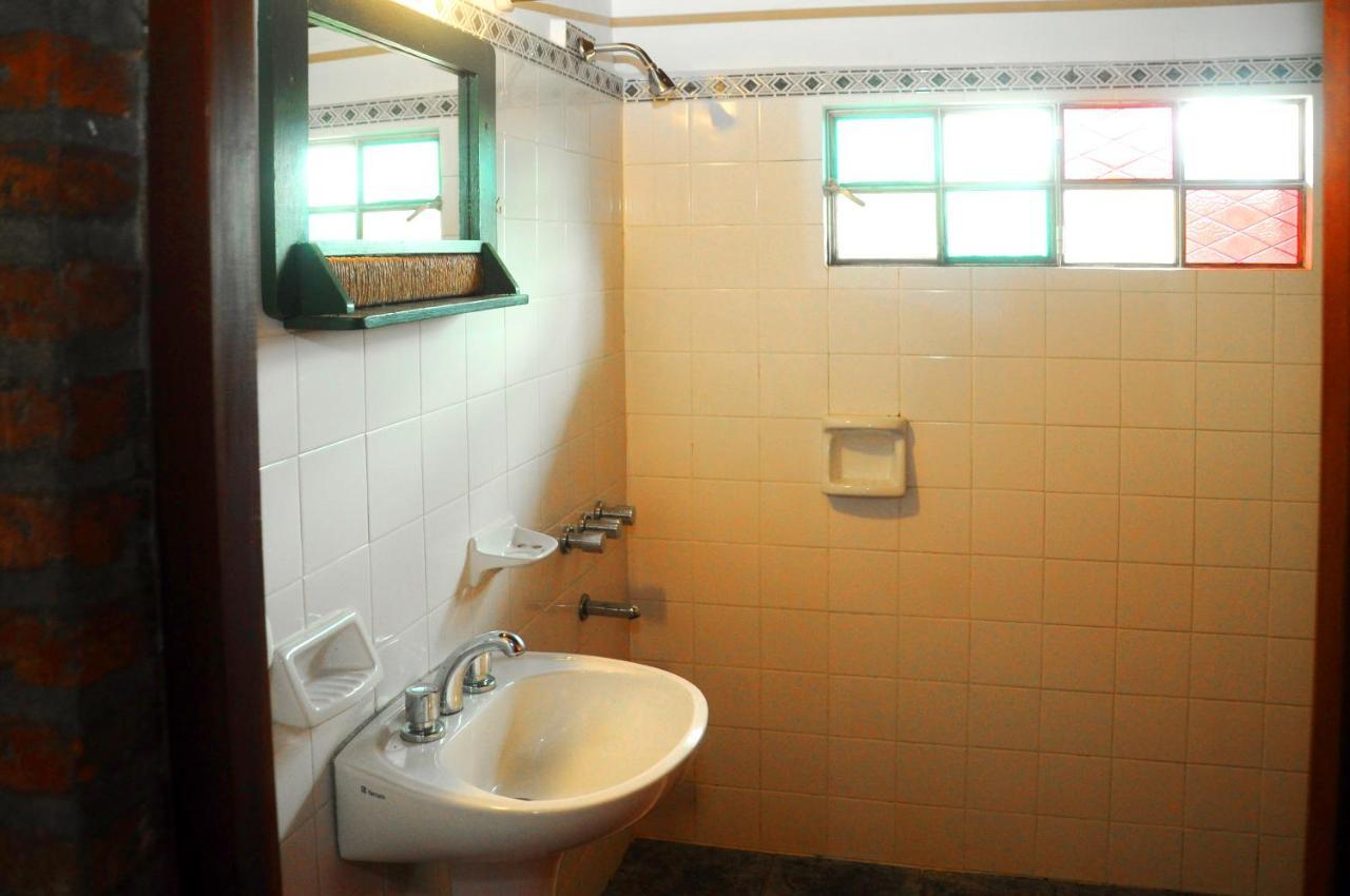 La Toma Complejo De Montana - Cabanas Y Habitaciones En Hosteria Mina Clavero Bagian luar foto