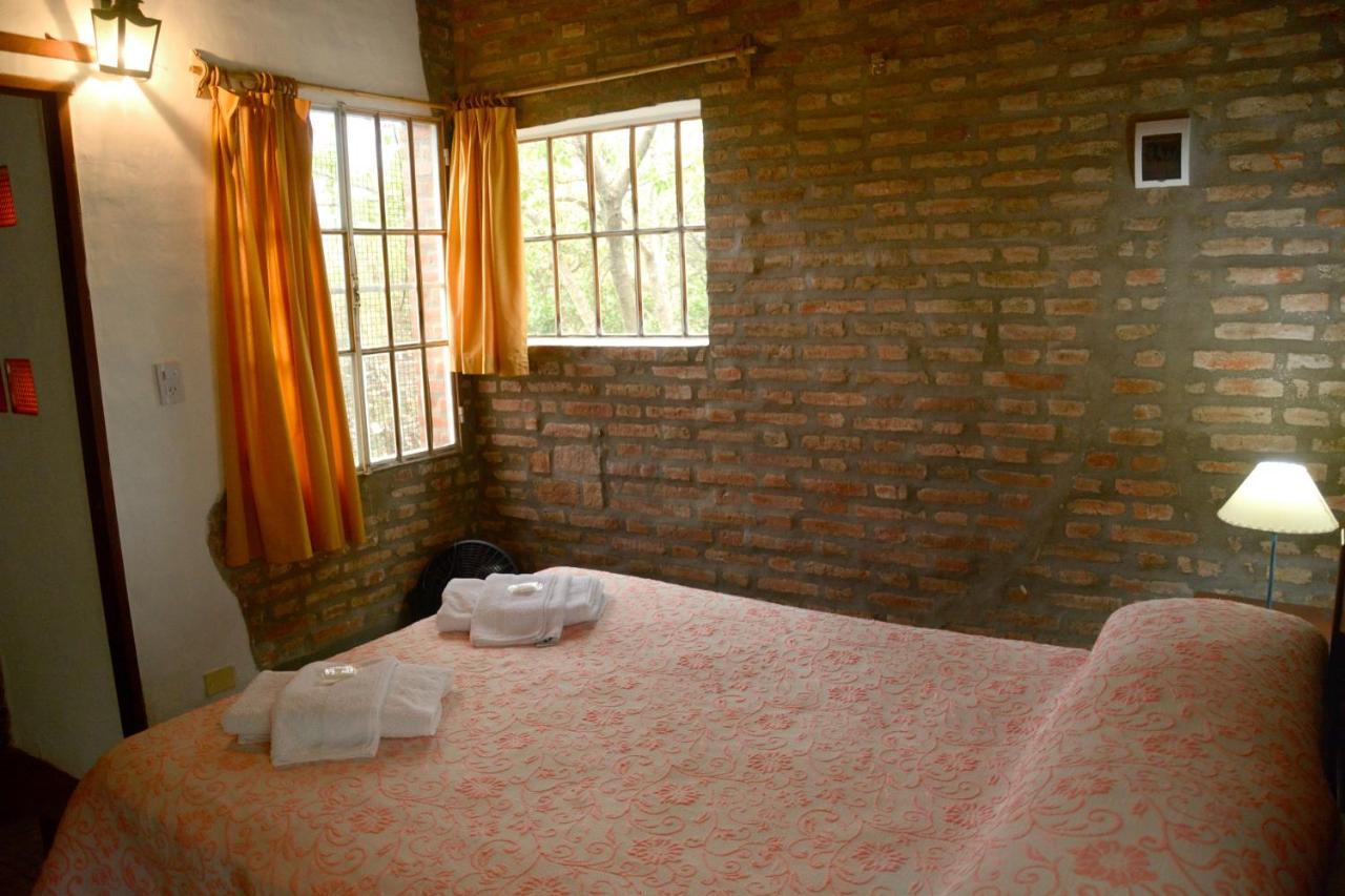 La Toma Complejo De Montana - Cabanas Y Habitaciones En Hosteria Mina Clavero Bagian luar foto