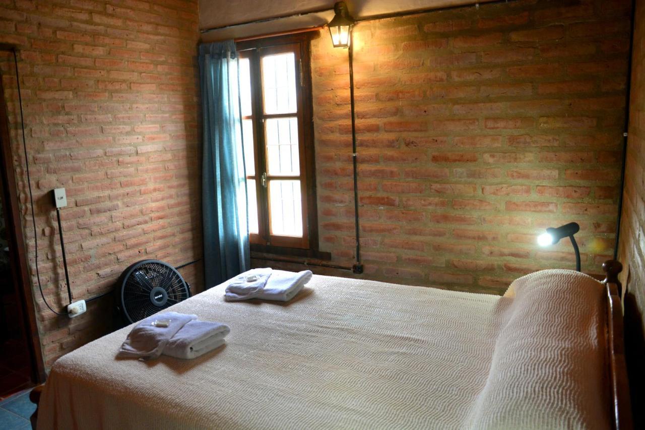 La Toma Complejo De Montana - Cabanas Y Habitaciones En Hosteria Mina Clavero Bagian luar foto